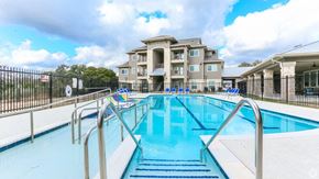 San Antonio apartment for rent - Champions Gate Apartments in San Antonio Pool Area