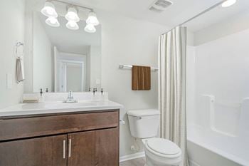Tub/shower combination