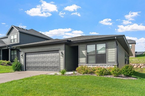 Floor plan for 3 beds, 2 baths, 1454 sqft
