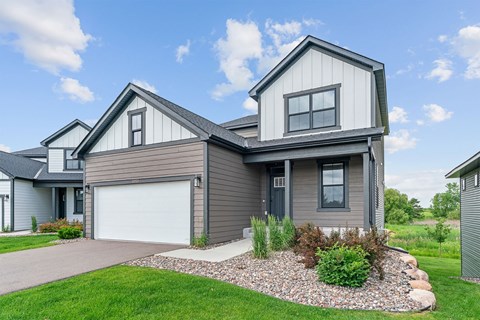 Floor plan for 4 beds, 3.5 baths, 2352 sqft