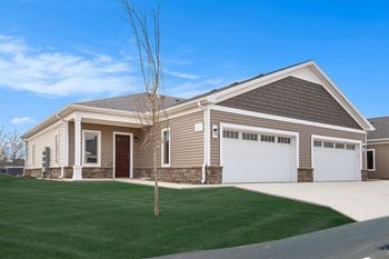 Single-story residences