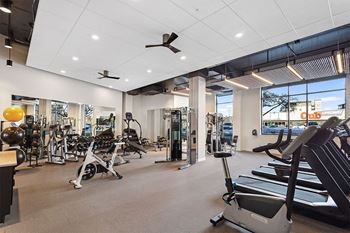 24/7 Tech-focused fitness center