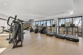 Cleveland apartment for rent - waterford bluffs apartments fitness center