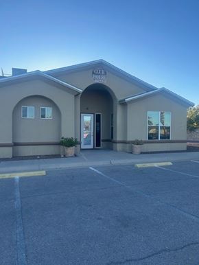 El Paso apartment for rent - A building with a sign that says "LIB" on it.