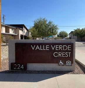 El Paso apartment for rent - A sign for Valle Verde Crest with the number 224 on it.