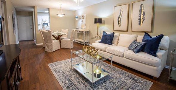 Mobile apartment for rent - Kingswood Apartments