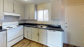 El Cajon apartment for rent - Sunset gardens kitchen
