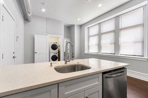 Philadelphia apartment for rent - doot