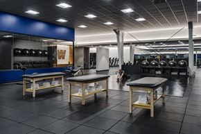 Westwood apartment for rent - Club Woodside Modern Fitness Personal Training