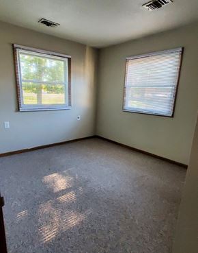 Matherville apartment for rent - Lake Matherville Manor bedroom