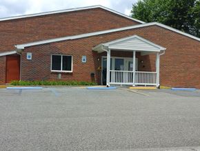 Parsons apartment for rent - exterior building