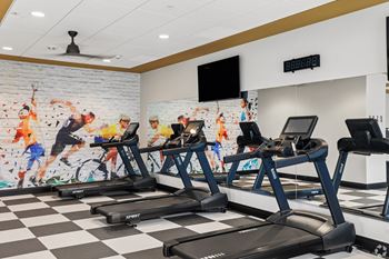 24/7 Fitness center + sauna