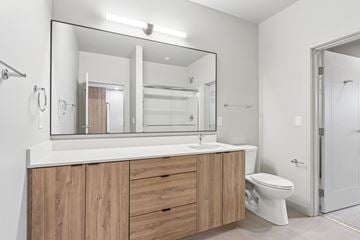 Wauwatosa apartment for rent - Vista Village