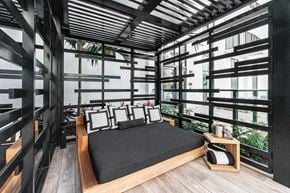 Doral apartment for rent - Outdoor poolside cabanas
