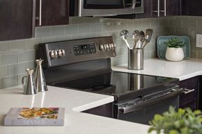 Atlanta apartment for rent - a kitchen with a stove and a counter top