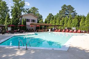 Marietta apartment for rent - the swimming pool at our hotel