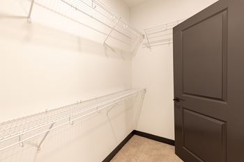 Generous closet & storage space
