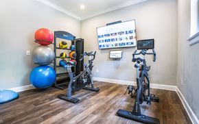 Dallas apartment for rent - Cardio equipment in the fitness center