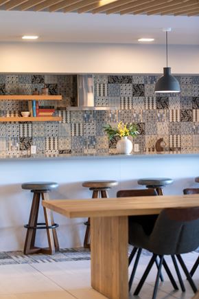 Minneapolis apartment for rent - A dining area with a wooden table and chairs.