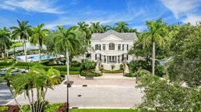 Boca Raton apartment for rent - The Charleston Apartment Boca Raton