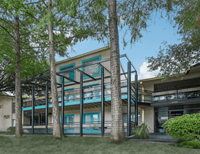Dallas apartment for rent - The Plaza Apartment Homes off Gaston Ave