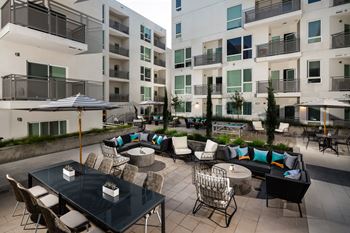 Outdoor lounge
