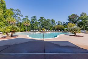 Columbia apartment for rent - a swimming pool at a park with trees