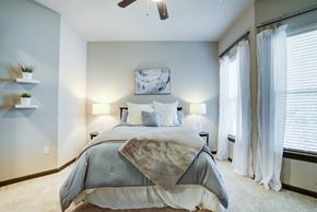Tampa apartment for rent - Bedroom with Ceiling Fan
