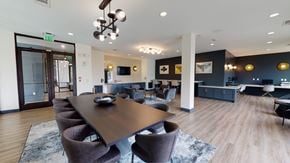 Dallas apartment for rent - large seating space at L2 Uptown in Dallas Texas