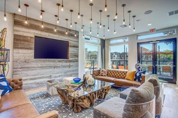 Private resident club