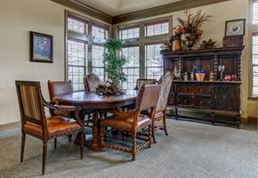 San Antonio apartment for rent - Community Center dinning table