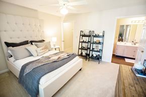 Kernersville apartment for rent - at Abbotts Creek Apartments, Kernersville