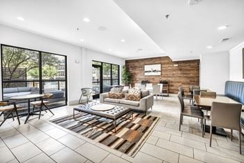Clubhouse rec room & café