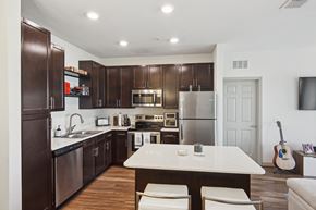 Estero apartment for rent - Stainless Steel Appliances in select units