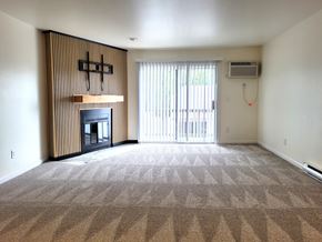 Menasha apartment for rent - Cottonwood Creek Apartments