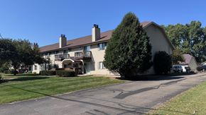 Menasha apartment for rent - Cottonwood Creek Apartments