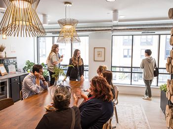 Gathering lounge
