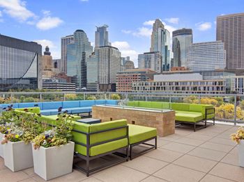 222 Hennepin outdoor lounge with seating