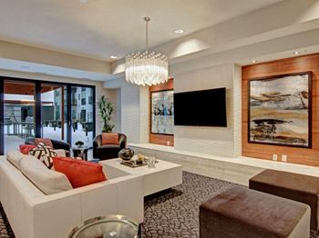 4800 Excelsior resident community lounge with tv