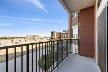 Balcony/patio*