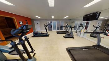 The club at eagle point apartments - fitness center