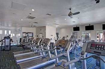 Aspire pinnacle peak apartments- fitness room 