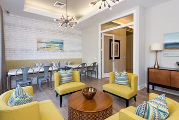 Resident game room and lounge with complimentary wifi