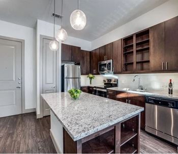 Kitchen islands*