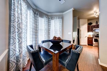 Dining room*