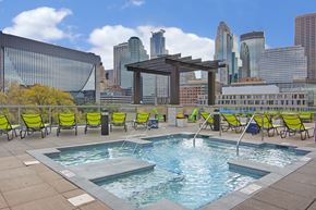 Minneapolis apartment for rent - A pool with a view of the city skyline.