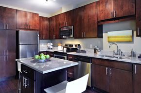 Minneapolis apartment for rent - A kitchen with a table and chairs.