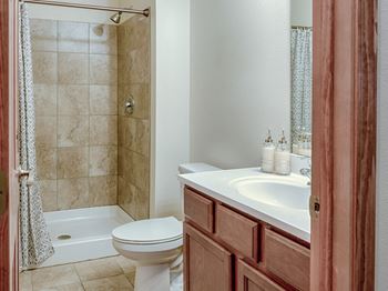 Walk-in shower*