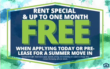 Everett apartment for rent - A sign advertises a rent special and up to one month free when applying for a summer move in.