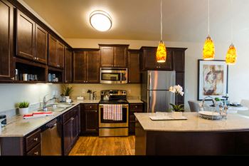 Siena kitchen with stainless steel appliances